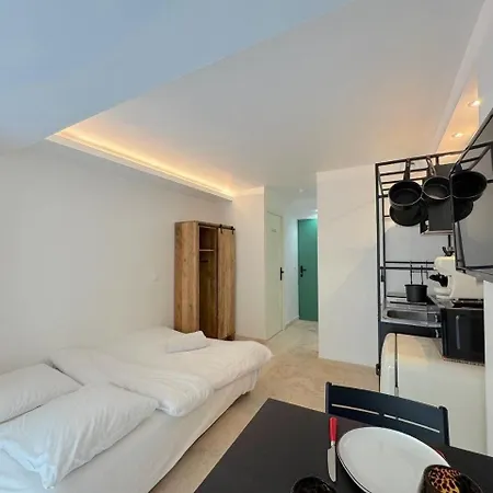 ⁂ Vieux-nice Climatise: Charme Commodites * 尼斯