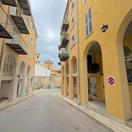 Vieux-nice Climatise: Charme Commodites Apartamento *
