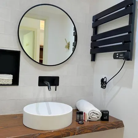 ⁂ Vieux-nice Climatise: Charme Commodites Apartman *