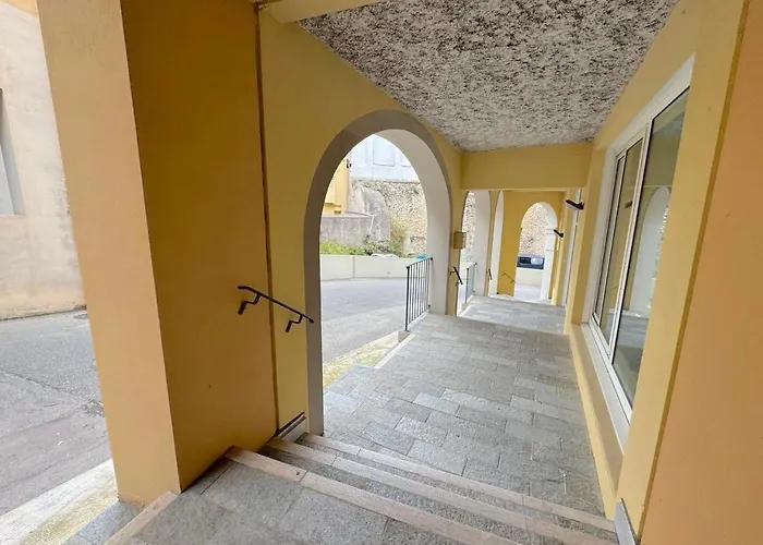 ⁂ Vieux-nice Climatise: Charme Commodites