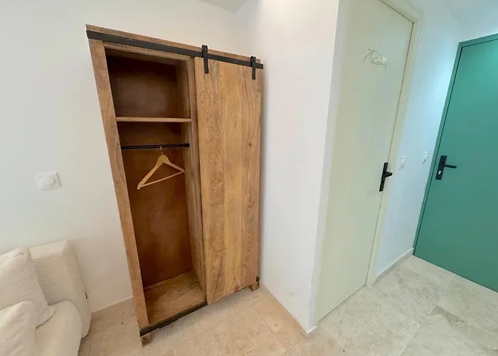 Apartmán ⁂ Vieux-nice Climatise: Charme Commodites